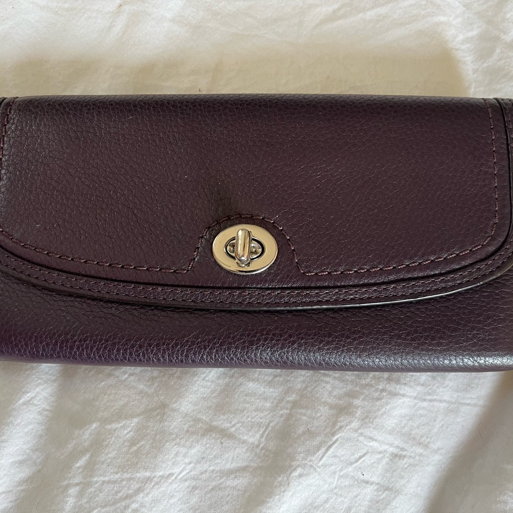Elegant Purple Coach Leather wallet